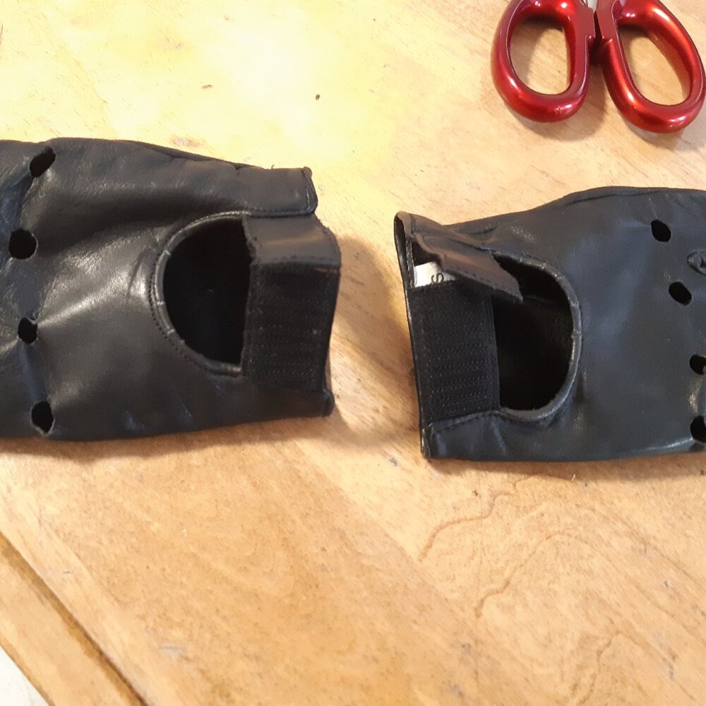 Fingerless Leather Motorcycle Gloves Small 100% Cuir Black Very good condition - Picture 7 of 9